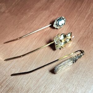 Elegant Gold Tone Decorative Pins Set